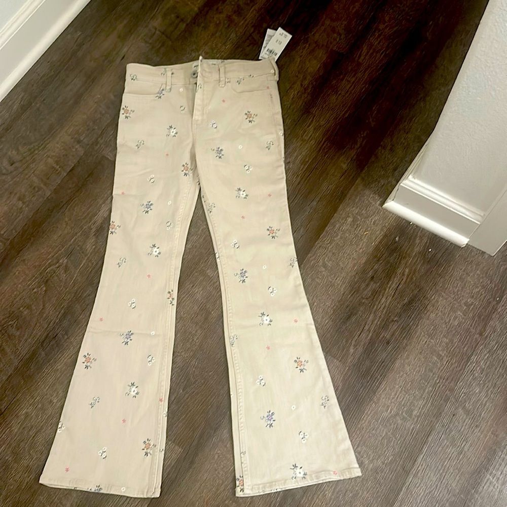 New flower pattern jeans never worn with tags
